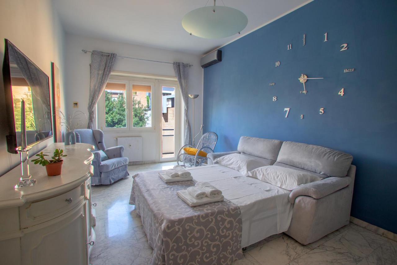 Home Bernadette Рим Экстерьер фото